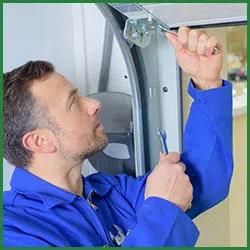 Quality Garage Door Oceanside, CA 442-252-8068 - side-t-21-gr-39m-garage-door-installation